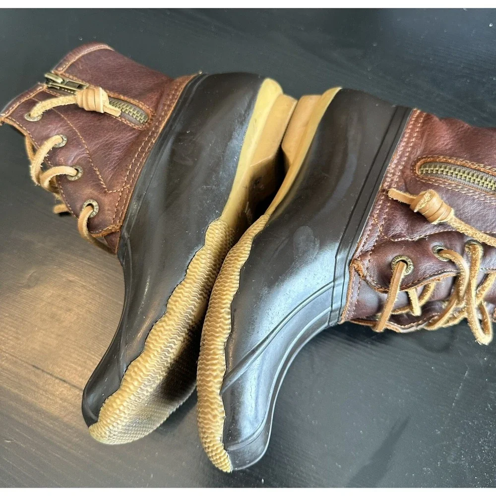 Sperry Women's Size 5 Saltwater‎ Duck Boots